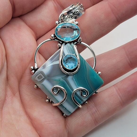 Sterling Silver Blue Lace Agate and Blue Topaz Pendant Necklace - 20" Chain - Picture 2 of 12